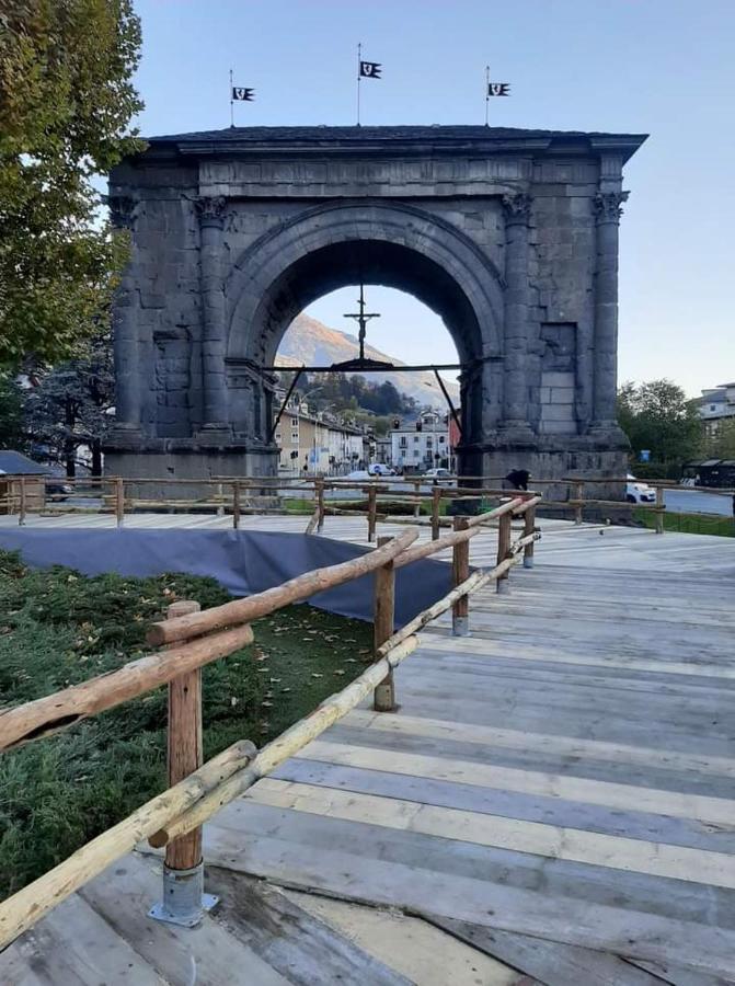 Appartamento" Le Bourg 61" Vda Cir 0208 Aosta Exterior foto