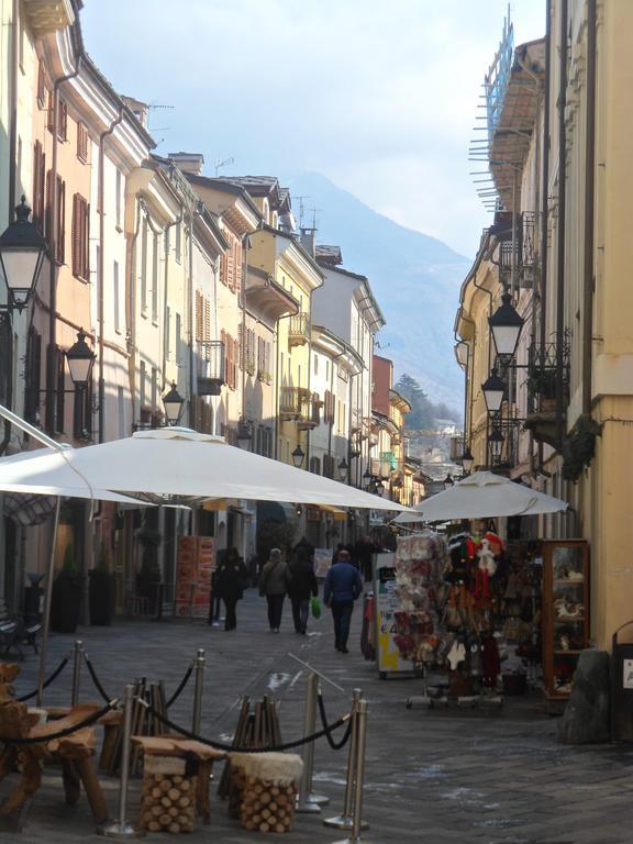 Appartamento" Le Bourg 61" Vda Cir 0208 Aosta Exterior foto